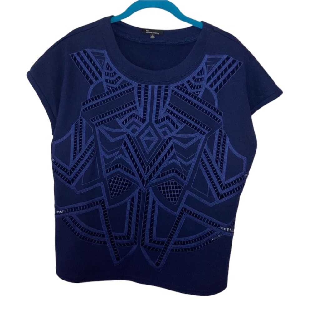 Navy cut out top 🤩
